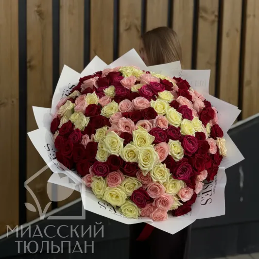 Букет из 151 розы микс