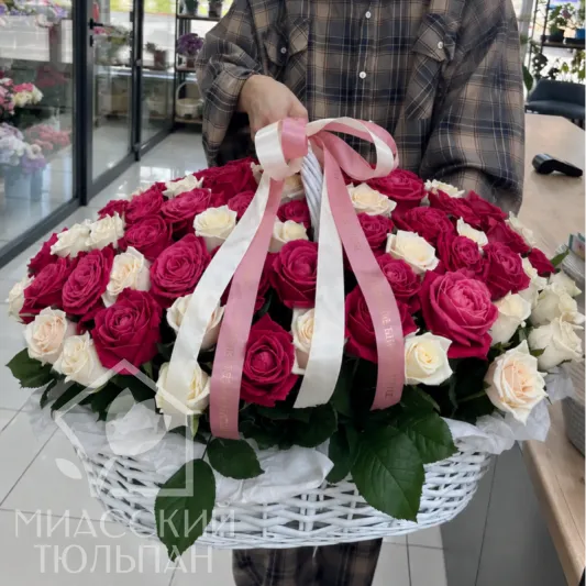 🩷Корзина &laquo;101 роза &mdash; Малиновое признание&raquo;