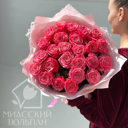 25 роз сорта Bubble Gum