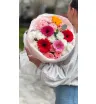 Красочный букет с герберой и эвкалиптом