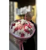 Букет пионовидных роз, гортензии и хризантем