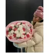 Сборный букет гортензий, диантусов и хризантем