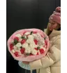 Сборный букет гортензий, диантусов и хризантем