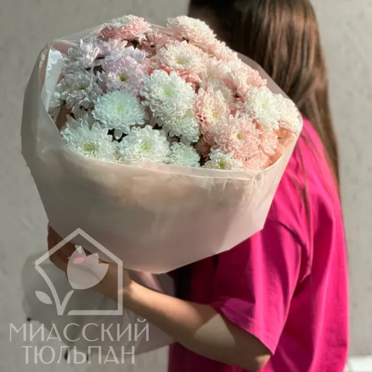 Моно букет пушистой хризантемы