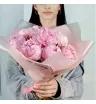 Пионы в нежной упаковке 1