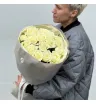 Букет белых роз 60 см