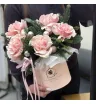 Французские пышные розы в шляпной коробке с нобилисом  1