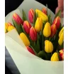 Букет ярких тюльпанов 1