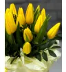 Композиция из ярких тюльпанов 1